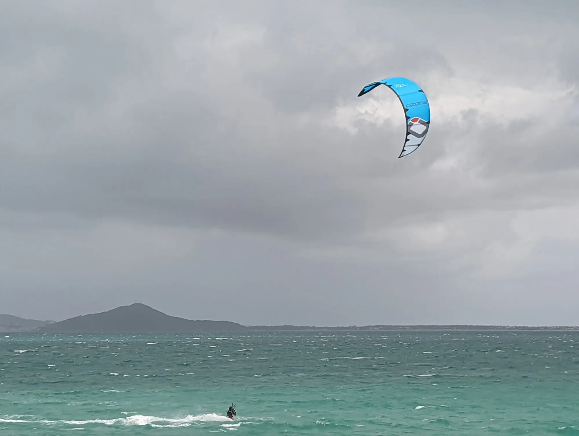 Kiteboarding on the Pacific coast near Playa Zancudo