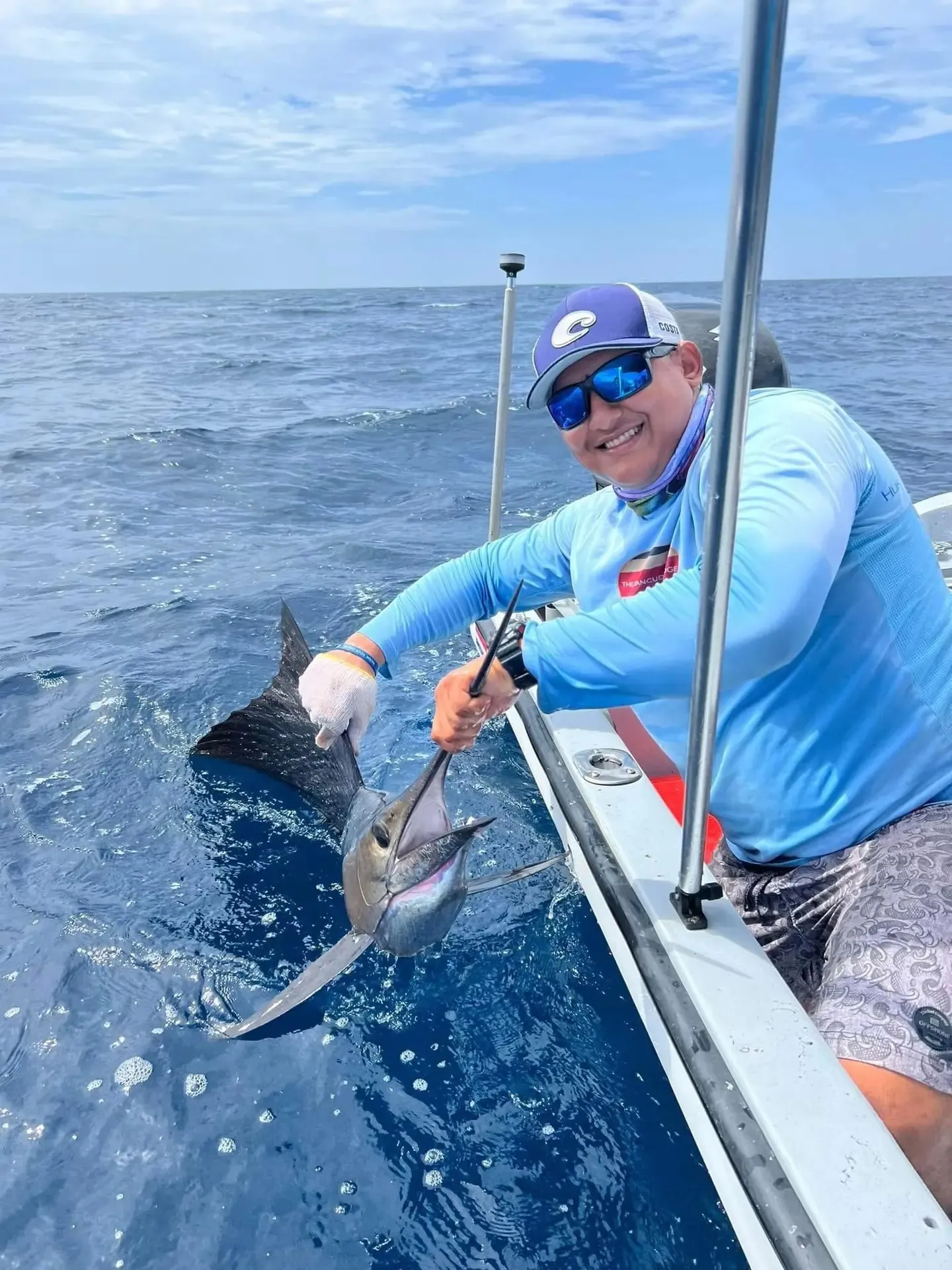 Captain Brayan offshore fishing in Golfo Dulce, Costa Rica